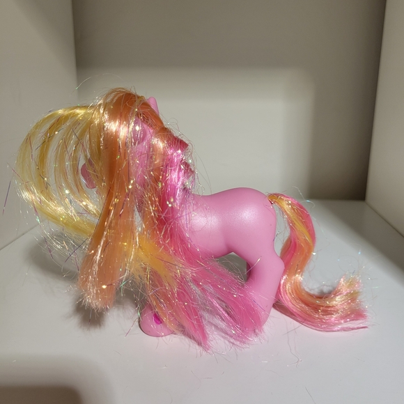 My Little Pony Amazing Grace Cutie Cascade Pony Crystal Princess - Picture 3 of 3